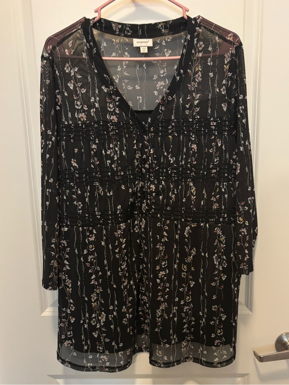 Avenue Black Floral Sheer V-Neck Tunic Blouse
